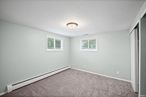 Tiny photo for 3049 S Park Road, Kokomo, IN 46902 (MLS # 202619760)