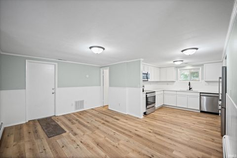 Tiny photo for 3049 S Park Road, Kokomo, IN 46902 (MLS # 202619760)