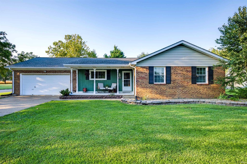 Photo of 6200 Chesapeake Drive, Mount Vernon, IN 47620 (MLS # 202638967)