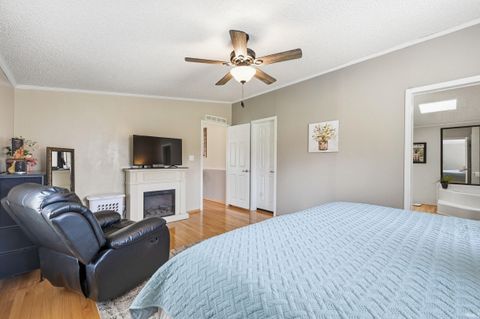 Tiny photo for 2975 W Mohee Road, Hartford City, IN 47348 (MLS # 202612361)