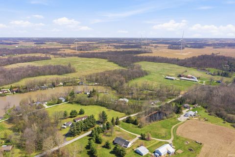 Tiny photo for 2975 W Mohee Road, Hartford City, IN 47348 (MLS # 202612361)