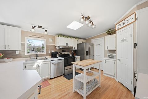 Tiny photo for 2975 W Mohee Road, Hartford City, IN 47348 (MLS # 202612361)