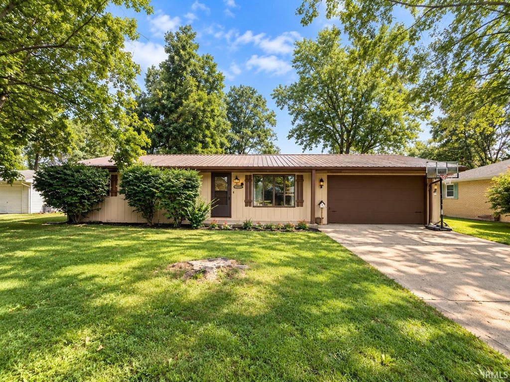 Photo of 7908 S Hickory Lane, Daleville, IN 47334 (MLS # 202638178)