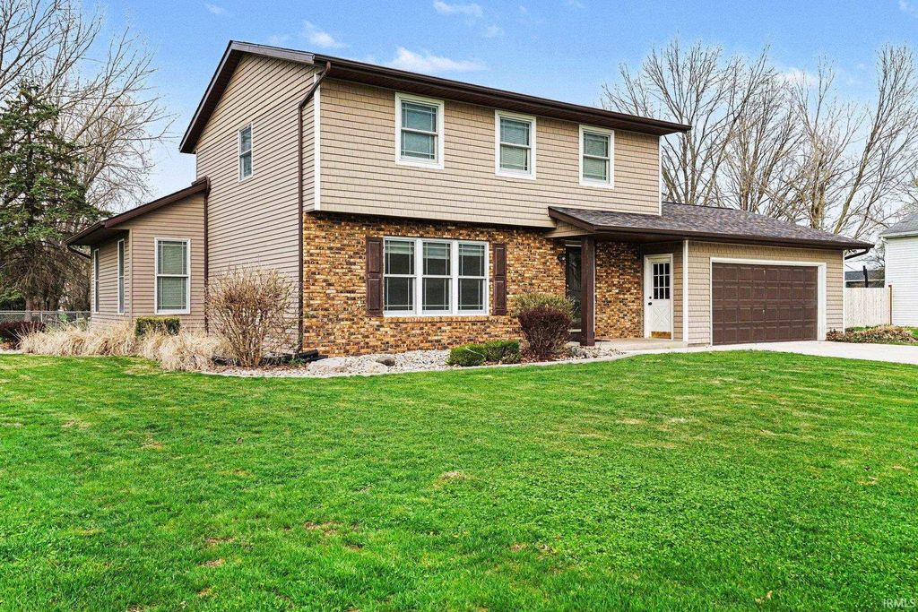 Photo of 501 N Lexington Drive, Goshen, IN 46526 (MLS # 202612371)