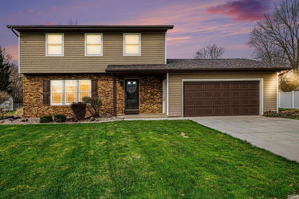 Photo of 501 N Lexington Drive, Goshen, IN 46526 (MLS # 202612371)