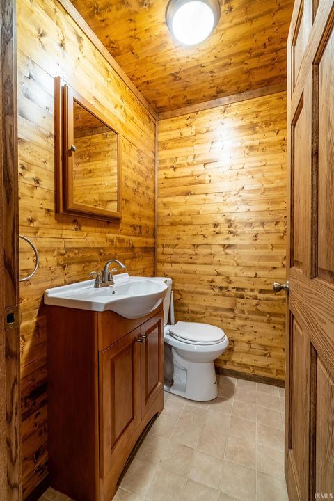 Tiny photo for 2399 N 700 E Road, Akron, IN 46910 (MLS # 202617468)