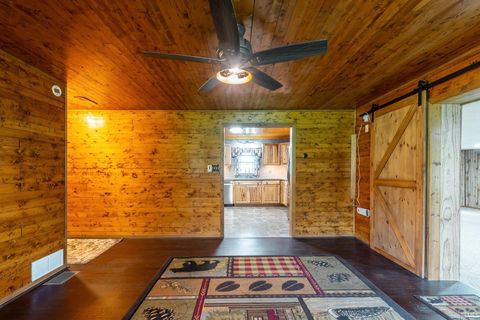 Tiny photo for 2399 N 700 E Road, Akron, IN 46910 (MLS # 202617468)