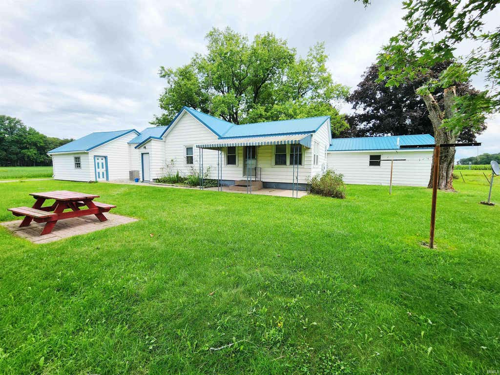 Photo of 1001 W State Road 119, Star City, IN 46985 (MLS # 202635313)
