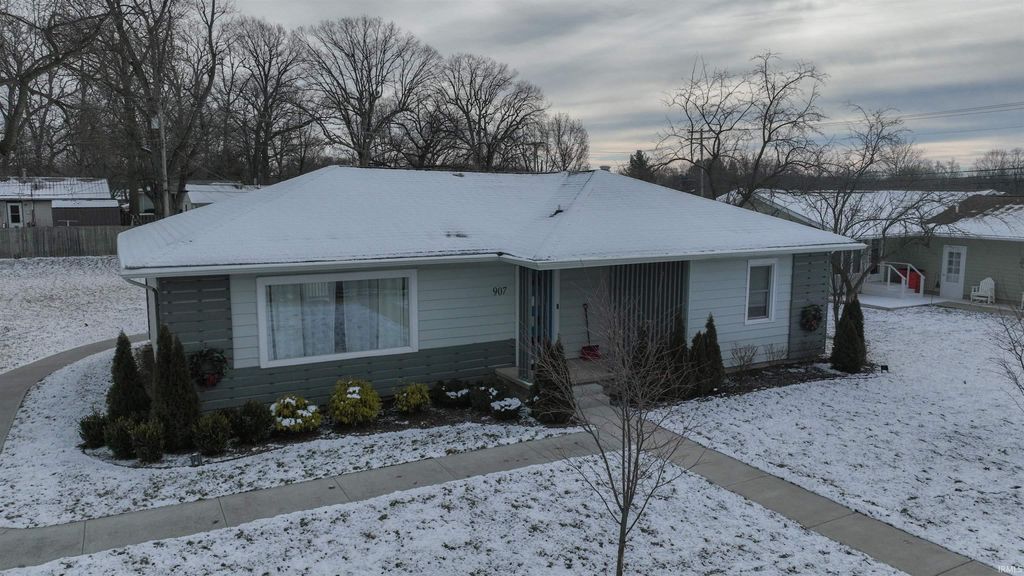 Photo of 907 O Connor Boulevard, Monticello, IN 47960 (MLS # 202601676)