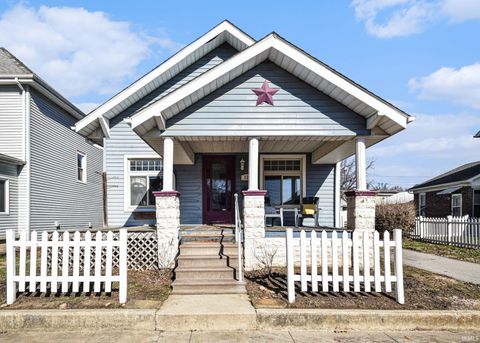 Photo of 226 W 3rd Street, Peru, IN 46970 (MLS # 202607774)