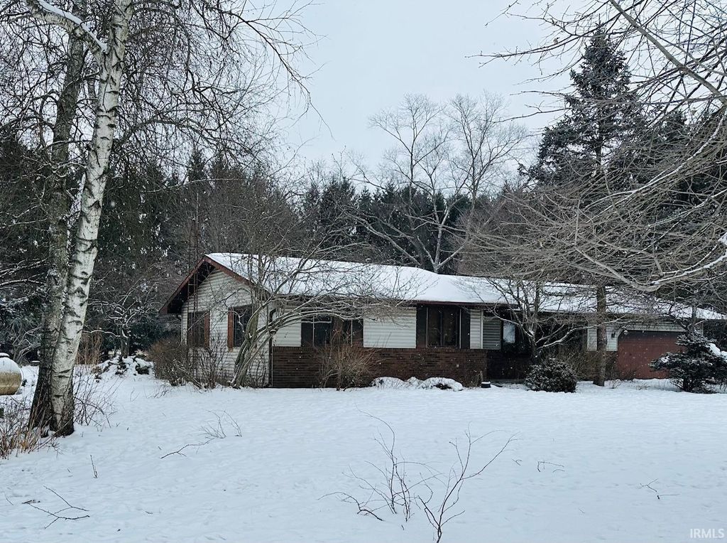 Photo of 2486 E 375 N Road, Rochester, IN 46975 (MLS # 202603852)