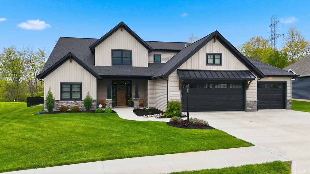 Photo of 14101 Elderflower Cove, Fort Wayne, IN 46845 (MLS # 202616712)