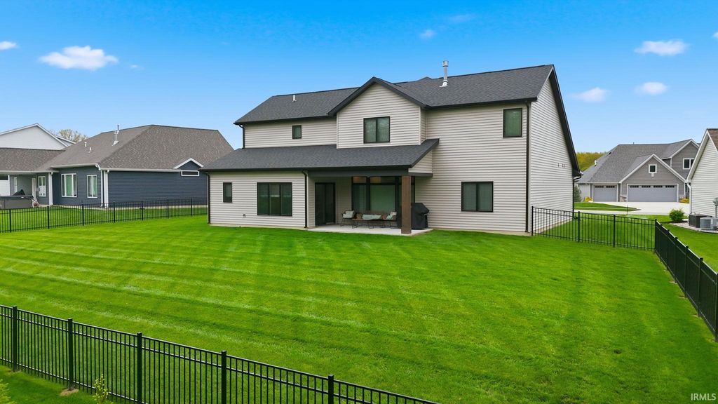 Photo of 14101 Elderflower Cove, Fort Wayne, IN 46845 (MLS # 202616712)