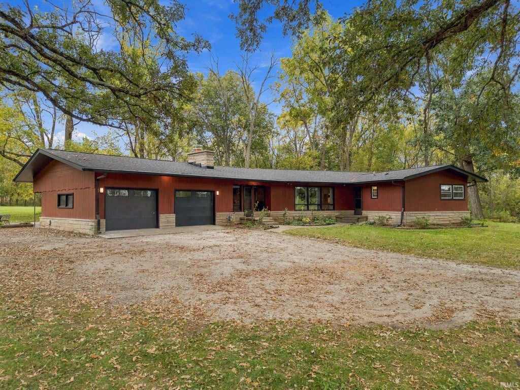 Photo of 7643 US Hwy 231 S, Lafayette, IN 47909 (MLS # 202642668)