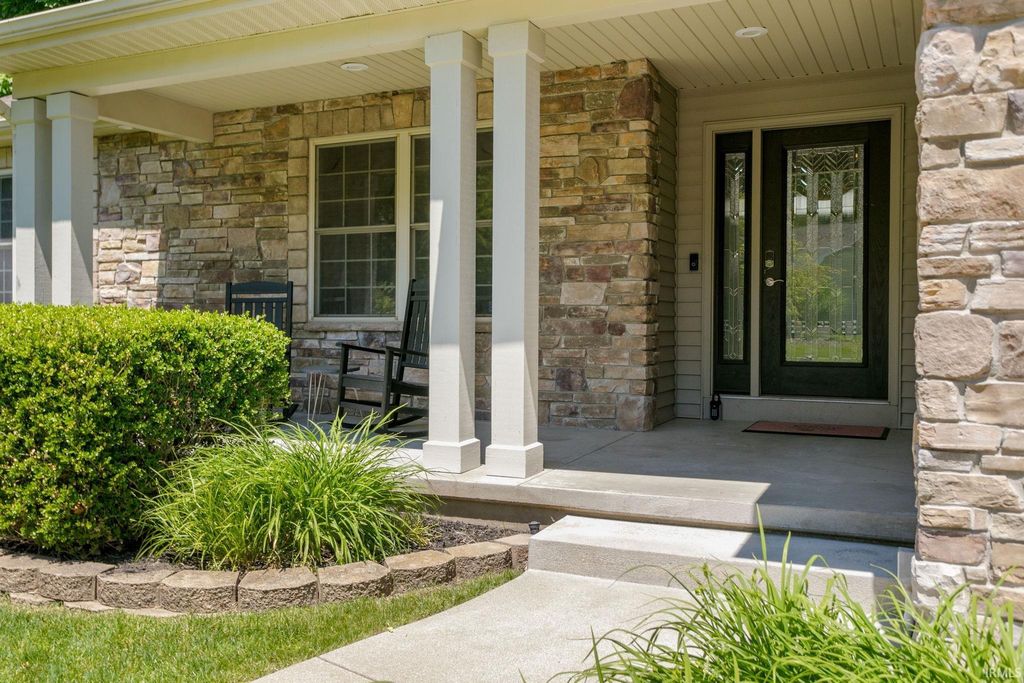 Photo of 55300 Falling Water Court, Elkhart, IN 46514 (MLS # 202620743)