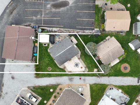 Tiny photo for 4872 N Boxman Place, Monticello, IN 47960 (MLS # 202616299)