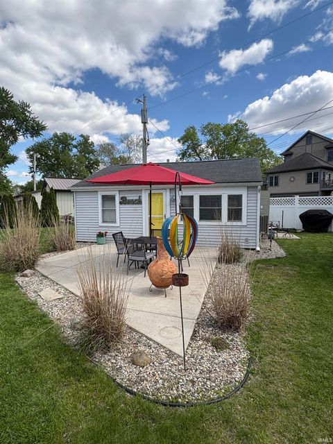 Photo of 4872 N Boxman Place, Monticello, IN 47960 (MLS # 202616299)