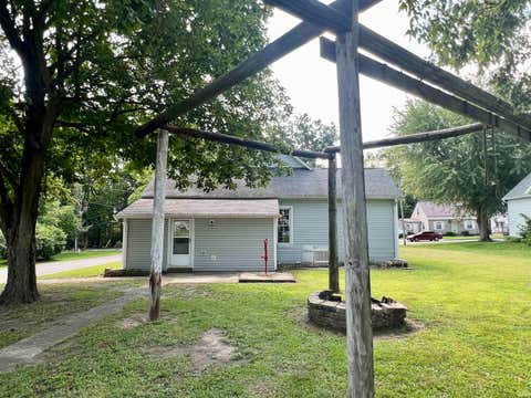 Tiny photo for 1126 20th Street, Logansport, IN 46947 (MLS # 202631738)