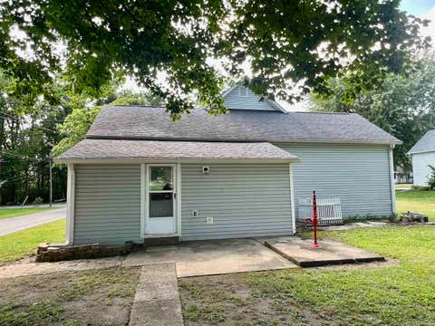 Tiny photo for 1126 20th Street, Logansport, IN 46947 (MLS # 202631738)