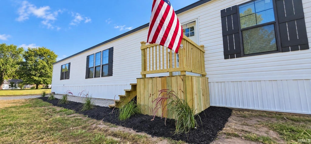 Photo of 306 N Snapp Street, Oaktown, IN 47561 (MLS # 202641836)