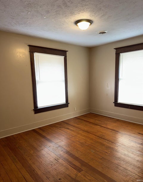 Tiny photo for 551 W 6th Street #Upper, Peru, IN 46970 (MLS # 202644582)