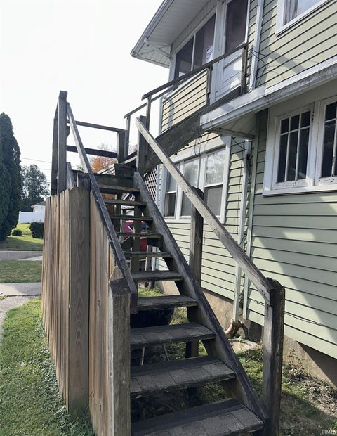 Photo of 551 W 6th Street #Upper, Peru, IN 46970 (MLS # 202644582)