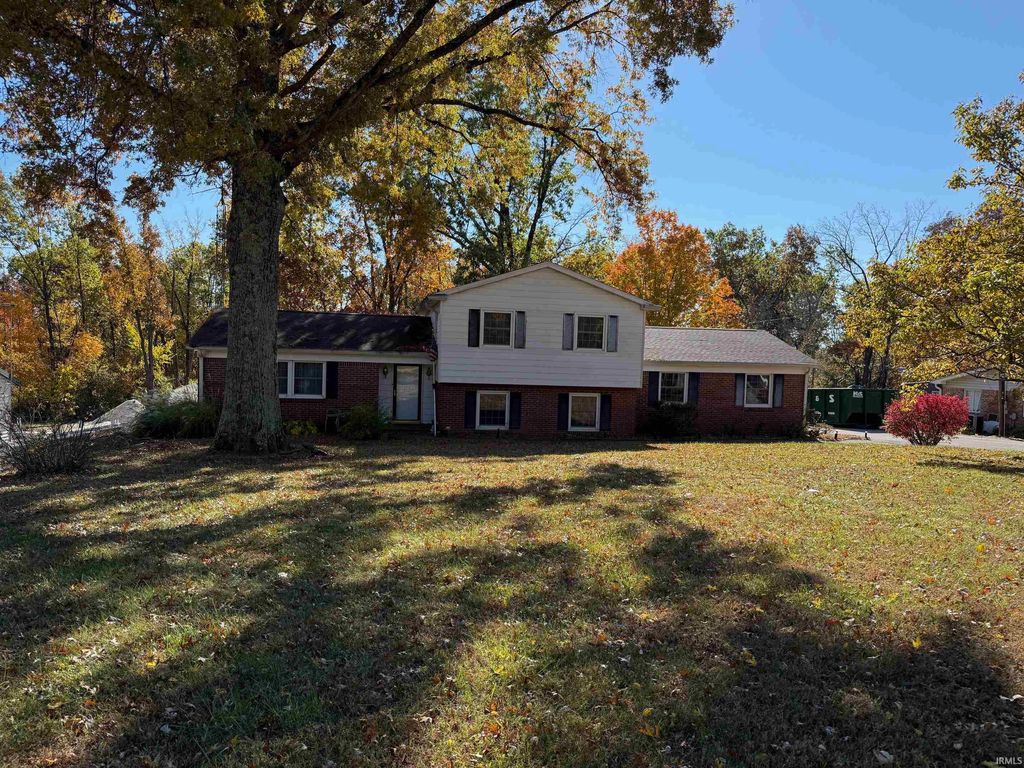 Photo of 5621 W Gifford Road, Bloomington, IN 47401 (MLS # 202544549)