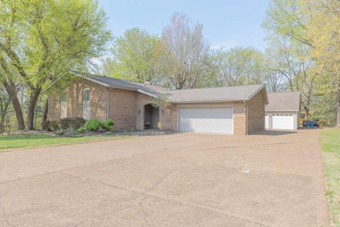 Tiny photo for 7716 Huckleberry Lane, Evansville, IN 47712 (MLS # 202605721)