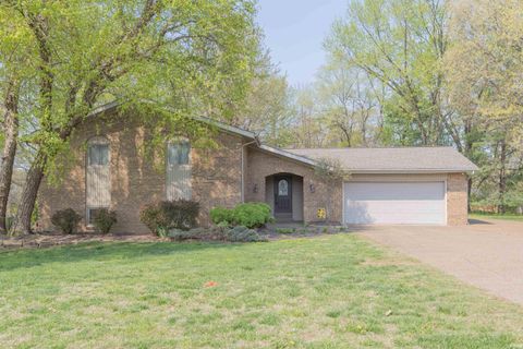 Photo of 7716 Huckleberry Lane, Evansville, IN 47712 (MLS # 202605721)