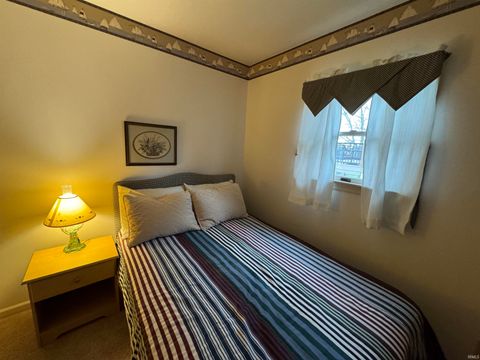 Tiny photo for 2807 Barrett Road, Rochester, IN 46975 (MLS # 202512212)