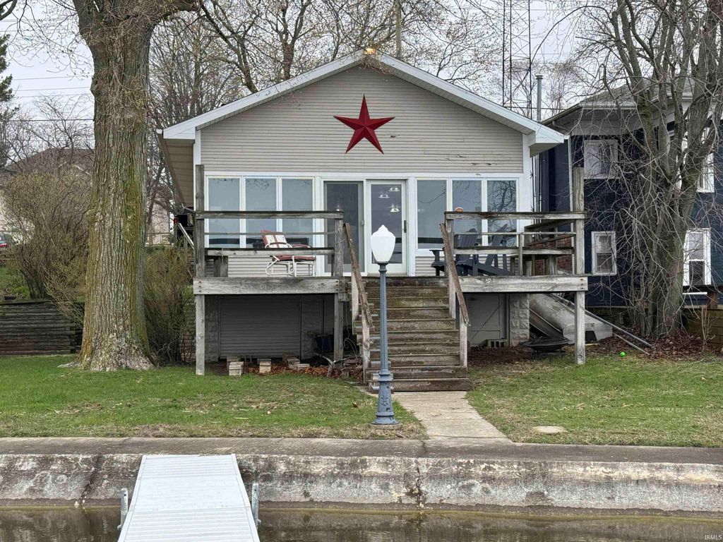 Photo for 2807 Barrett Road, Rochester, IN 46975 (MLS # 202512212)