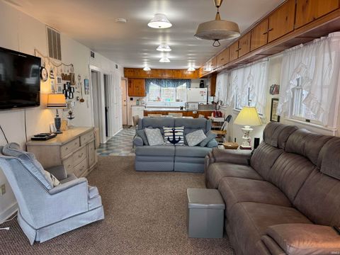 Tiny photo for 2807 Barrett Road, Rochester, IN 46975 (MLS # 202512212)