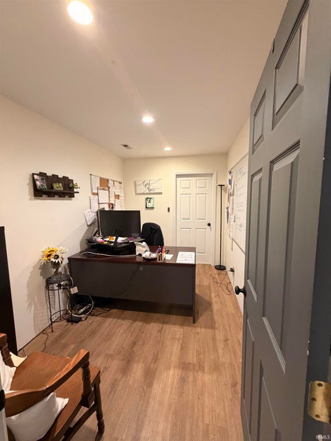 Tiny photo for 5008 S Rogers Street, Bloomington, IN 47403 (MLS # 202643902)