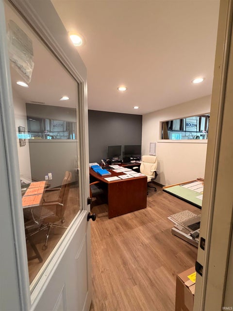 Tiny photo for 5008 S Rogers Street, Bloomington, IN 47403 (MLS # 202643902)