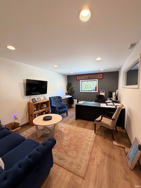 Tiny photo for 5008 S Rogers Street, Bloomington, IN 47403 (MLS # 202643902)