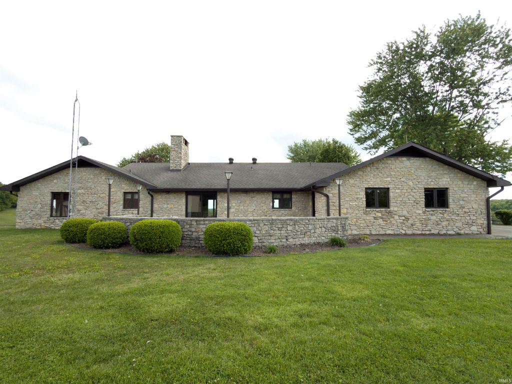 Photo of 1300 Old Farm Road RD, Bedford, IN 47421 (MLS # 202617117)