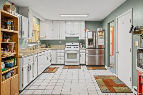 Tiny photo for 3751 Shenandoah Drive, Lafayette, IN 47905 (MLS # 202532536)