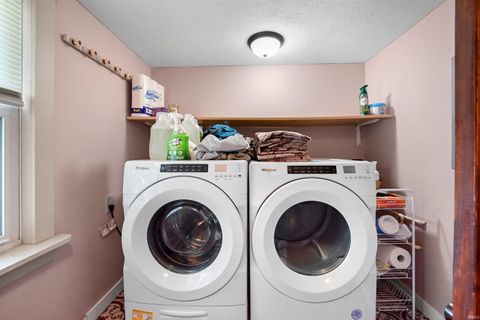 Tiny photo for 509 S Harrison Street, Frankfort, IN 46041 (MLS # 202625500)