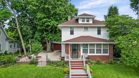 Photo of 509 S Harrison Street, Frankfort, IN 46041 (MLS # 202625500)