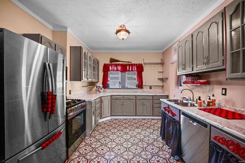 Tiny photo for 509 S Harrison Street, Frankfort, IN 46041 (MLS # 202625500)