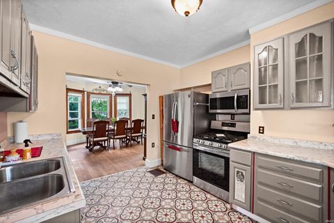 Tiny photo for 509 S Harrison Street, Frankfort, IN 46041 (MLS # 202625500)