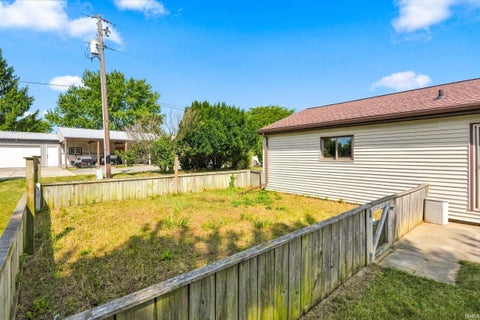 Tiny photo for 501 Drake Road, Kendallville, IN 46755 (MLS # 202632522)