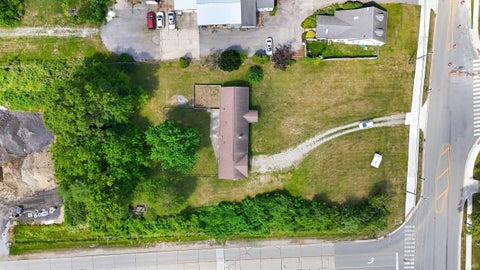 Tiny photo for 501 Drake Road, Kendallville, IN 46755 (MLS # 202632522)