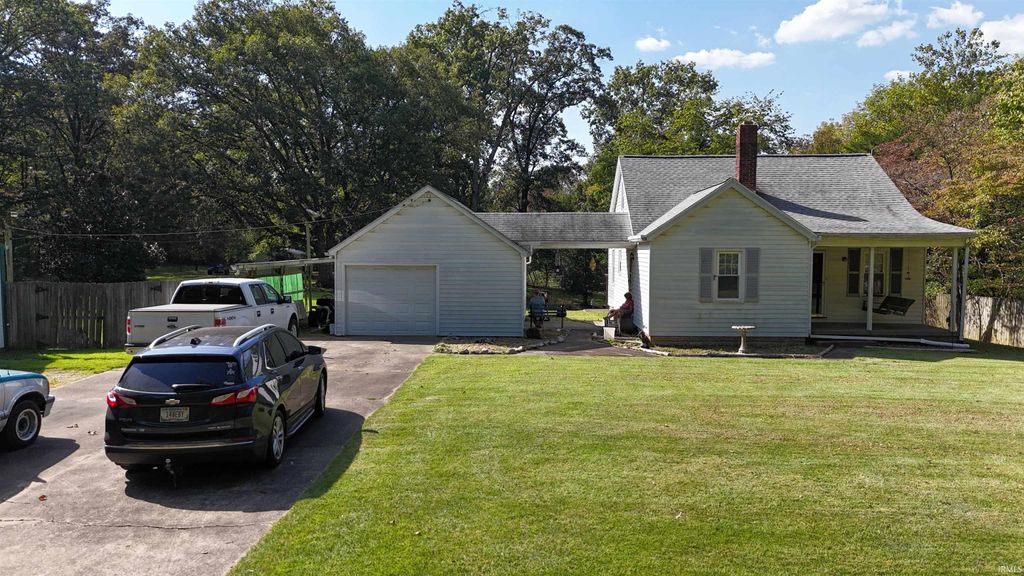 Photo of 11700 Oak Trail Drive, Evansville, IN 47725 (MLS # 202540612)
