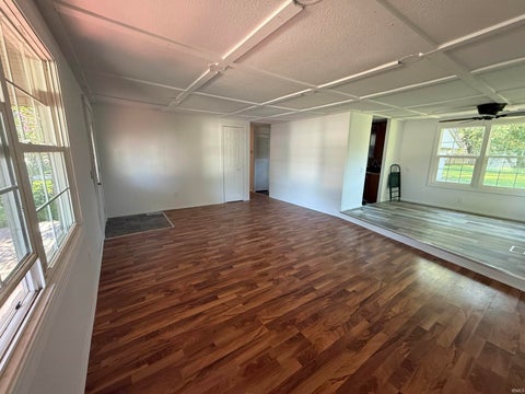 Tiny photo for 466 E Maple Street, Berne, IN 46711 (MLS # 202631826)