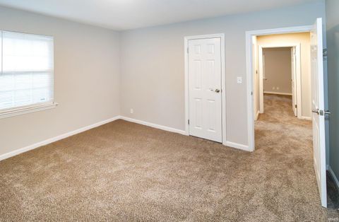 Tiny photo for 1813 E Chandler Avenue, Evansville, IN 47714 (MLS # 202612255)