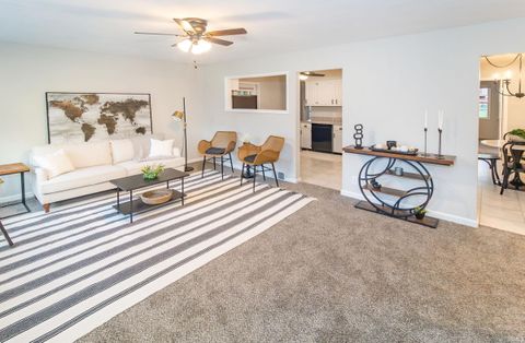 Tiny photo for 1813 E Chandler Avenue, Evansville, IN 47714 (MLS # 202612255)