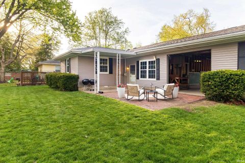 Tiny photo for 1813 E Chandler Avenue, Evansville, IN 47714 (MLS # 202612255)