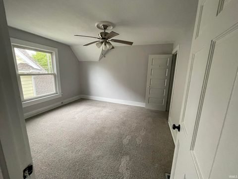 Tiny photo for 112 N Lincoln Street, Kendallville, IN 46755 (MLS # 202541356)