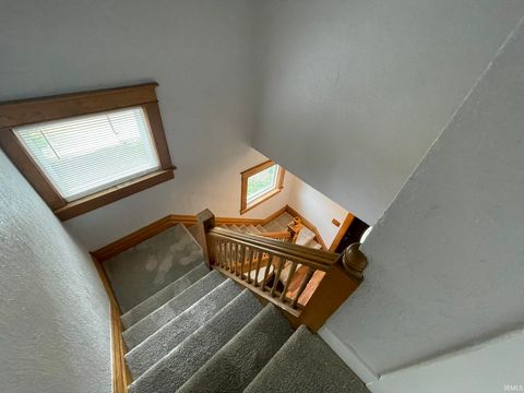 Tiny photo for 112 N Lincoln Street, Kendallville, IN 46755 (MLS # 202541356)